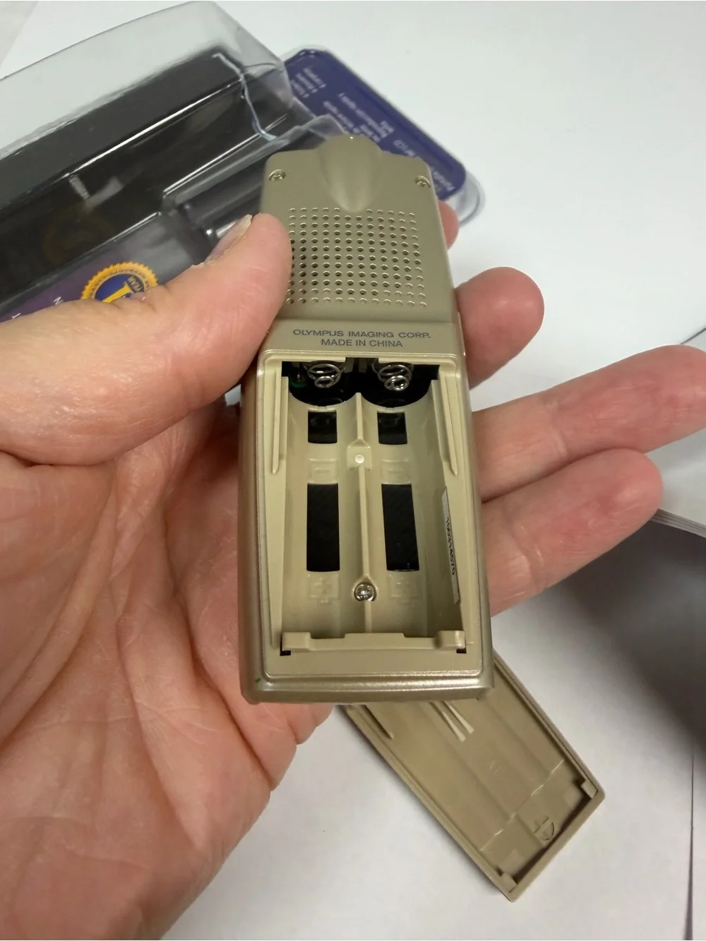 Olympus VN-4100PC Champagne Gold LCD Screen Handheld Digital Voice Recorder New